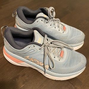 HOKA Bondi7 size 8